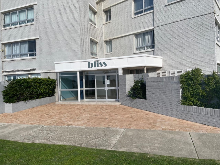 To Let 1 Bedroom Property for Rent in Summerstrand Eastern Cape